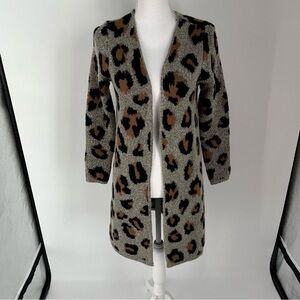 Chic Leopard Print Open Front Cardigan